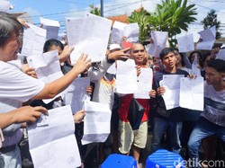 Puluhan Pemilik Form A5 di TPS Kuta Protes karena Belum Bisa Nyoblos