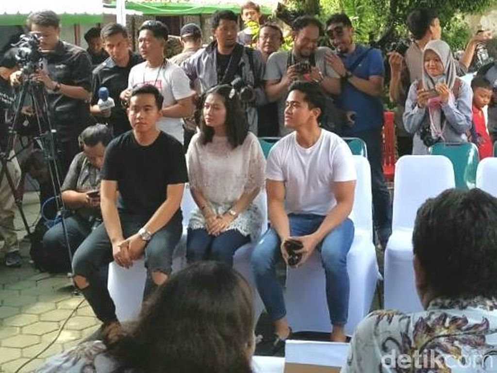 Gibran ke Politik, Ini Deretan Bisnisnya yang Dipasrahkan ke Kaesang Gibran ke Politik, Ini Deretan Bisnisnya yang Dipasrahkan ke Kaesang