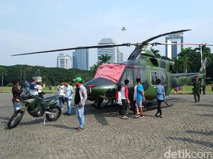 Libur Pemilu 2019 ke Monas, Bisa Foto Depan Helikopter Libur Pemilu 2019 ke Monas, Bisa Foto Depan Helikopter