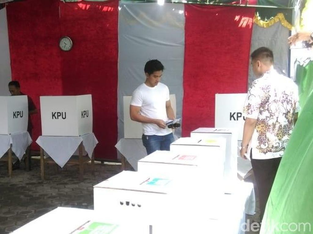 Kaesang: Bapak Terpilih Atau Nggak, Saya Masih Jualan Pisang Kaesang: Bapak Terpilih Atau Nggak, Saya Masih Jualan Pisang