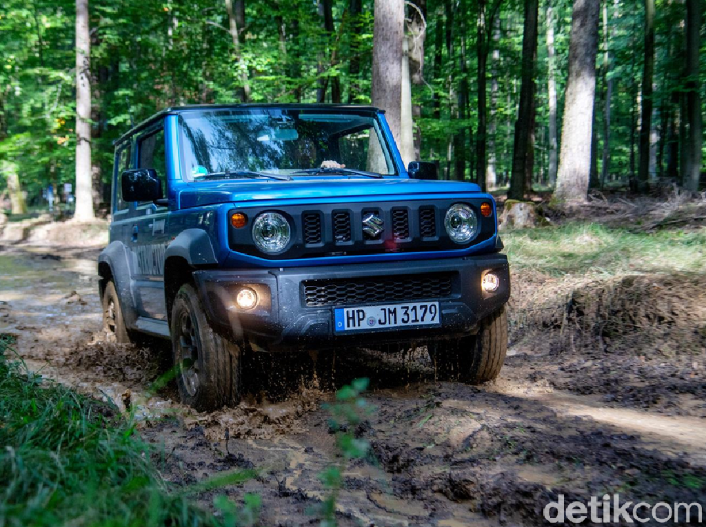 Suzuki Usahakan Harga Jimny Bakal Murah Suzuki Usahakan Harga Jimny Bakal Murah