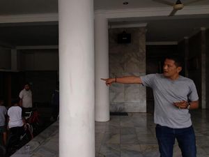 Coretan di Masjid Cilandak Langsung Dihapus Pengurus