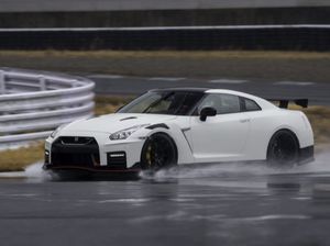 Nissan Bersiap Sulap GT-R Jadi Listrik