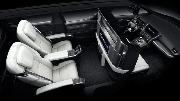 MPV Lexus buat Konsumen Lebih Tajir dari Pembeli Alphard