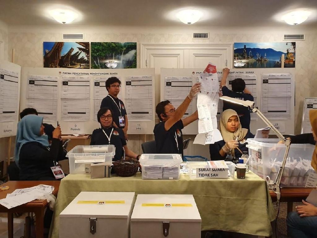 Jokowi-Maruf Menang Telak 82% di Swedia dan Latvia Jokowi-Maruf Menang Telak 82% di Swedia dan Latvia