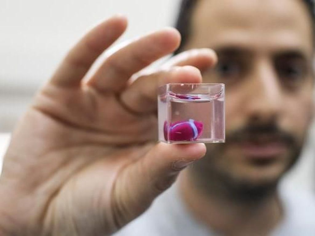 Peneliti Pamerkan Jantung Buatan Mini Hasil Cetakan Printer 3D Peneliti Pamerkan Jantung Buatan Mini Hasil Cetakan Printer 3D