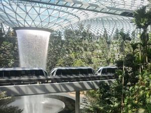 Mewah! Singapura Resmi Buka Jewel Changi Airport Mewah! Singapura Resmi Buka Jewel Changi Airport