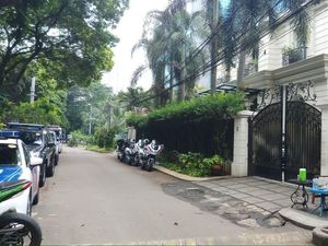 Sandiaga Dikabarkan Sakit, Ayah Ibunya Datang Menjenguk