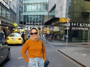Serunya Kulineran Pesenter Cantik Anita Hara dan Mertua Kahiyang Ayu Serunya Kulineran Pesenter Cantik Anita Hara dan Mertua Kahiyang Ayu