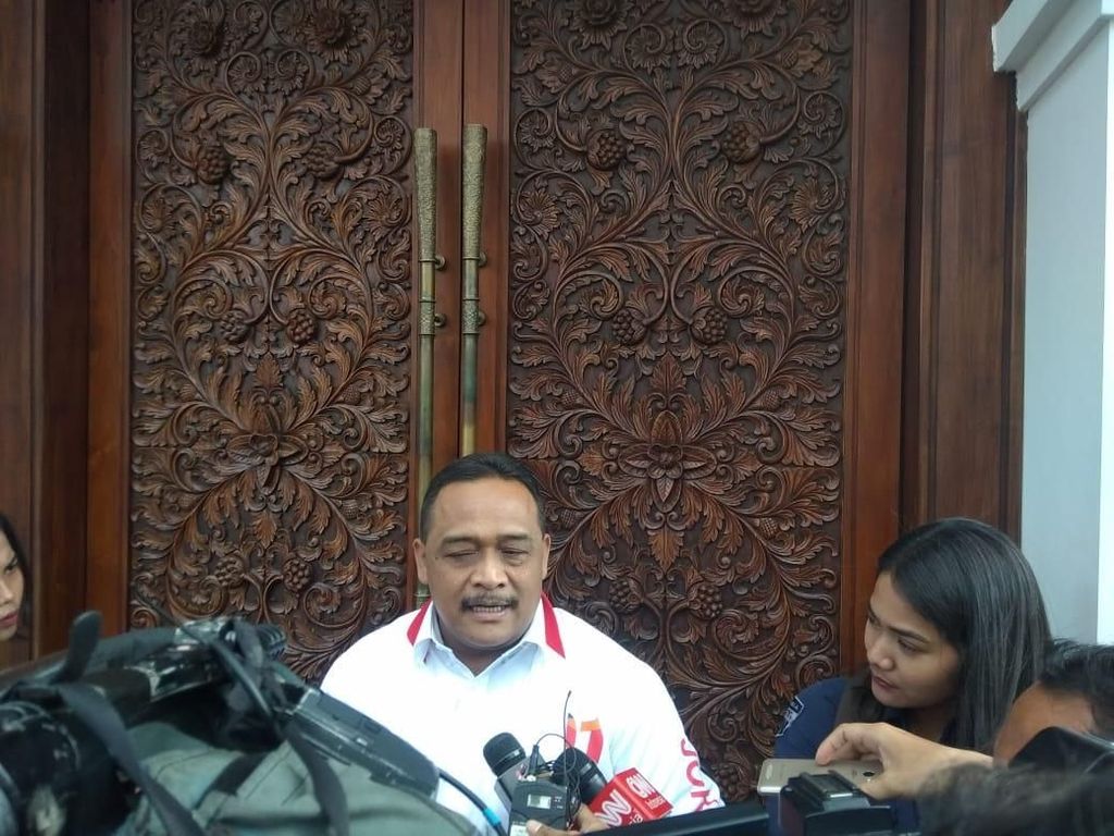Anggota TKN Sebut PD Gerah dengan Kelompok Ideologi Khilafah di Koalisi 02 Anggota TKN Sebut PD Gerah dengan Kelompok Ideologi Khilafah di Koalisi 02