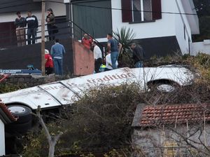 28 Orang Tewas Akibat Kecelakaan Bus di Portugal