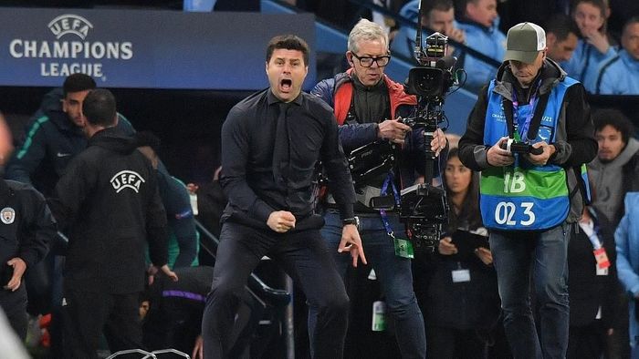 Mauricio Pochettino tak menyangka bisa menyingkirkan City di Etihad. (Anthony Devlin / AFP) Mauricio Pochettino tak menyangka bisa menyingkirkan City di Etihad. (Anthony Devlin / AFP)