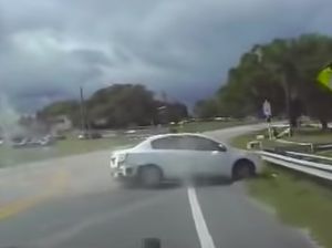 3 Wanita Bugil di Mobil Dikejar Polisi