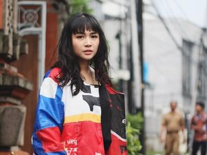 Viral, Spanduk Bekas Kampanye Pemilu Diubah Jadi Jaket Keren oleh Pria Ini Viral, Spanduk Bekas Kampanye Pemilu Diubah Jadi Jaket Keren oleh Pria Ini