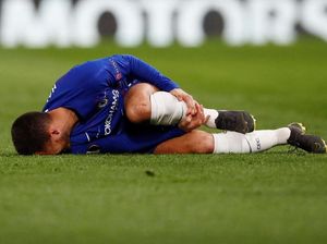 Chelsea Bikin Rekor, Hazard Cedera