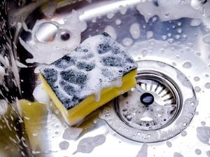 5 Cara Bersihkan Dapur dengan Jeruk Lemon dan Soda Kue 5 Cara Bersihkan Dapur dengan Jeruk Lemon dan Soda Kue