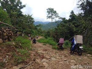 Para Pahlawan Pengawal Kotak Suara Para Pahlawan Pengawal Kotak Suara