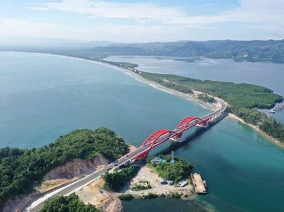 Melihat Lagi Indahnya Jembatan Holtekamp yang Mau Diresmikan Besok