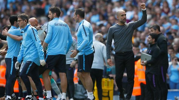 Pep Guardiola memuji ketangguhan mental para pemain Manchester City usai mengalahkan Tottenham Hotspur untuk menjaga kans juara Liga Inggris (Foto: Jason Cairnduff/Action Images via Reuters) Pep Guardiola memuji ketangguhan mental para pemain Manchester City usai mengalahkan Tottenham Hotspur untuk menjaga kans juara Liga Inggris (Foto: Jason Cairnduff/Action Images via Reuters)