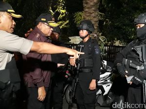 Kapolda Jatim: Yang Ganggu Proses Perhitungan akan Ditindak Tegas Kapolda Jatim: Yang Ganggu Proses Perhitungan akan Ditindak Tegas