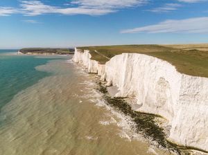 Super! Pria Ini Jadi Penyelamat Ratusan Nyawa yang Mau Bunuh Diri