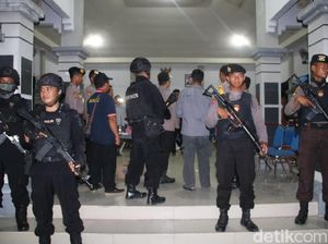 Antisipasi Kecurangan Rekapitulasi, Polisi Pertebal Pengamanan PPK Antisipasi Kecurangan Rekapitulasi, Polisi Pertebal Pengamanan PPK