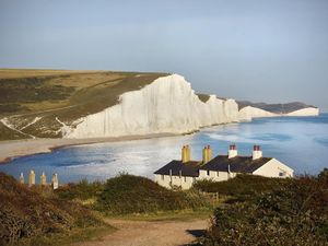 Foto: Tebing Cantik Tapi Jadi Tempat Bunuh Diri