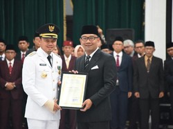 Lantik Kepala Daerah, Ridwan Kamil: Saya Titip Kondusifitas