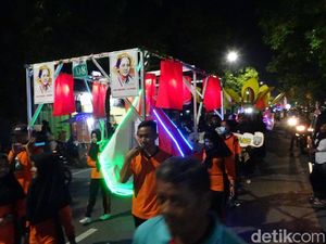 Semarak Parade Lampion Iringi Kirab Pataka RA Kartini di Rembang Semarak Parade Lampion Iringi Kirab Pataka RA Kartini di Rembang