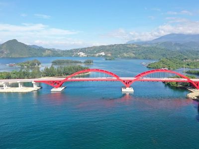 Diresmikan Juli, Begini Megahnya Jembatan Holtekamp Papua