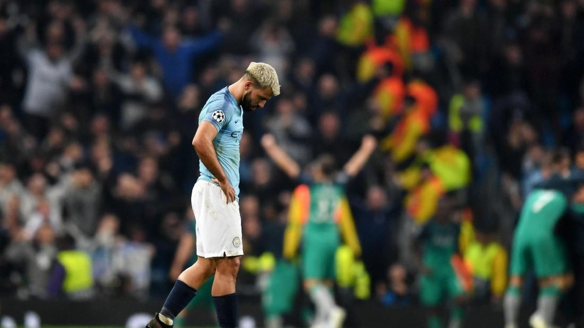 Manchester City sedang terluka usai tersingkir dari Liga Champions (Shaun Botterill/Getty Images)