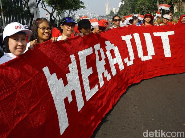 Potret Emak-emak Gelar Aksi Merajut Keberagaman Usai Pilpres 2019