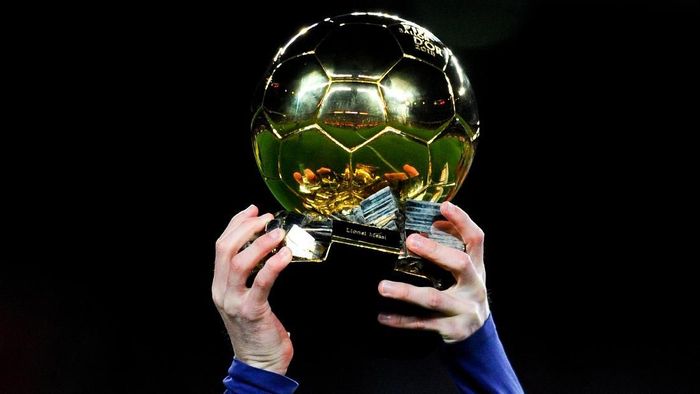 Jose Mourinho menilai Lionel Messi favorit terdepan memenangi Ballon dOr 2019. (Foto: David Ramos / Getty Images) Jose Mourinho menilai Lionel Messi favorit terdepan memenangi Ballon dOr 2019. (Foto: David Ramos / Getty Images)