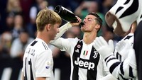 Dengan scudetto ini, Ronaldo berhasil juara liga di tiga negara setelah sebelumnya di Premier League dan LaLiga. (Foto: Massimo Pinca/Reuters)