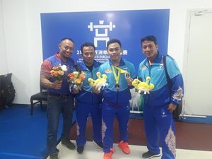 Eko Yuli Raih 2 Perunggu di Kejuaraan Asia Angkat Besi