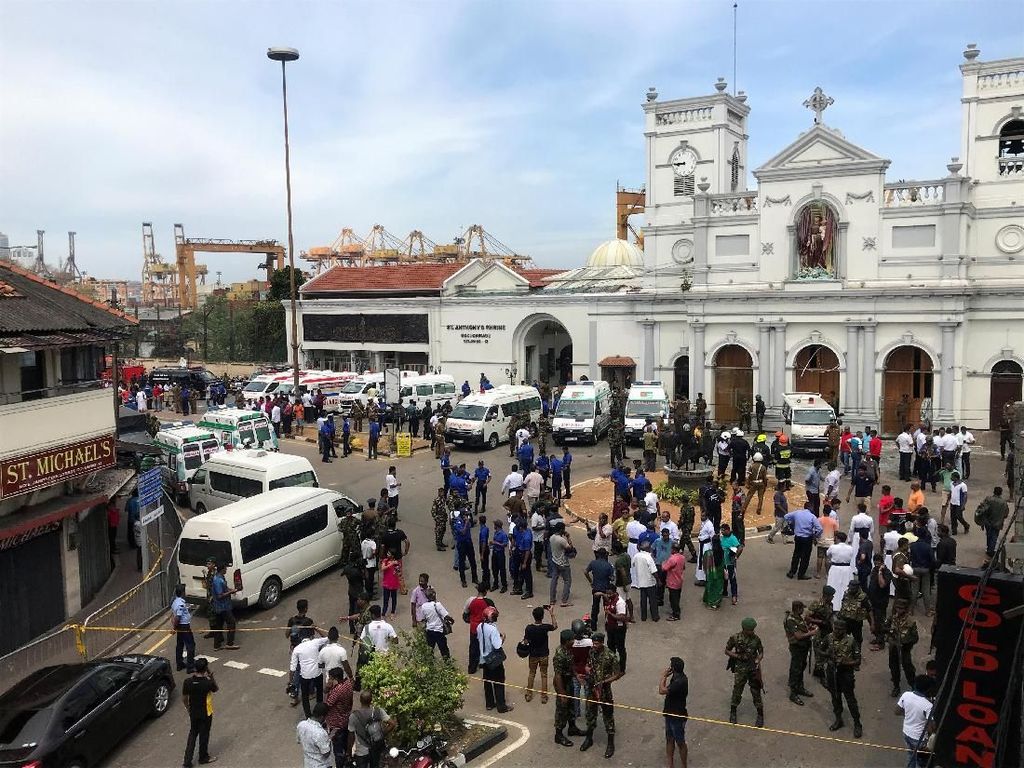 138 Tewas dan 400 Terluka Akibat Teror Bom di Gereja-Hotel di Sri Lanka 138 Tewas dan 400 Terluka Akibat Teror Bom di Gereja-Hotel di Sri Lanka