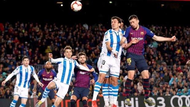 Barcelona menang 2-0 atas Real Sociedad di Liga Spanyol.