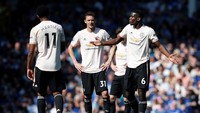 MU pun tertahan di posisi keenam klasemen dengan raihan 64 angka hasil dari 34 kali bermain. (Foto: Andrew Yates/Reuters)
