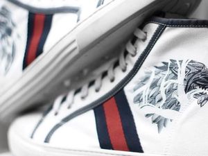 Banyak Orang Rela Bayar Mahal Demi Modifikasi Sepatu Banyak Orang Rela Bayar Mahal Demi Modifikasi Sepatu