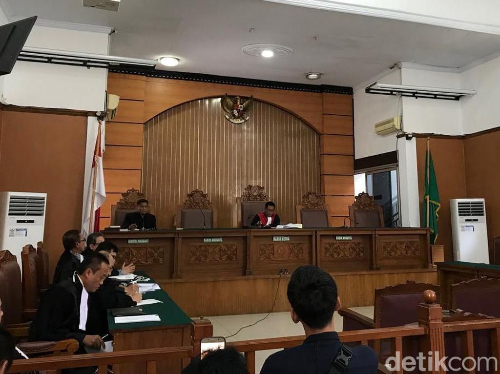 Sidang Perdana Praperadilan Romahurmuziy Ditunda Sidang Perdana Praperadilan Romahurmuziy Ditunda