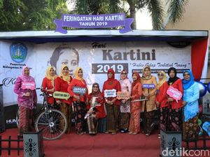Pemkab Ponorogo Sediakan Spot Foto Tema Kartini untuk PNS Berkebaya