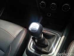 Alasan Wuling Confero Tak Langsung Loncat ke Transmisi Matik