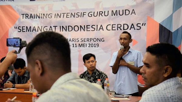 Pelatihan untuk Para Guru Muda