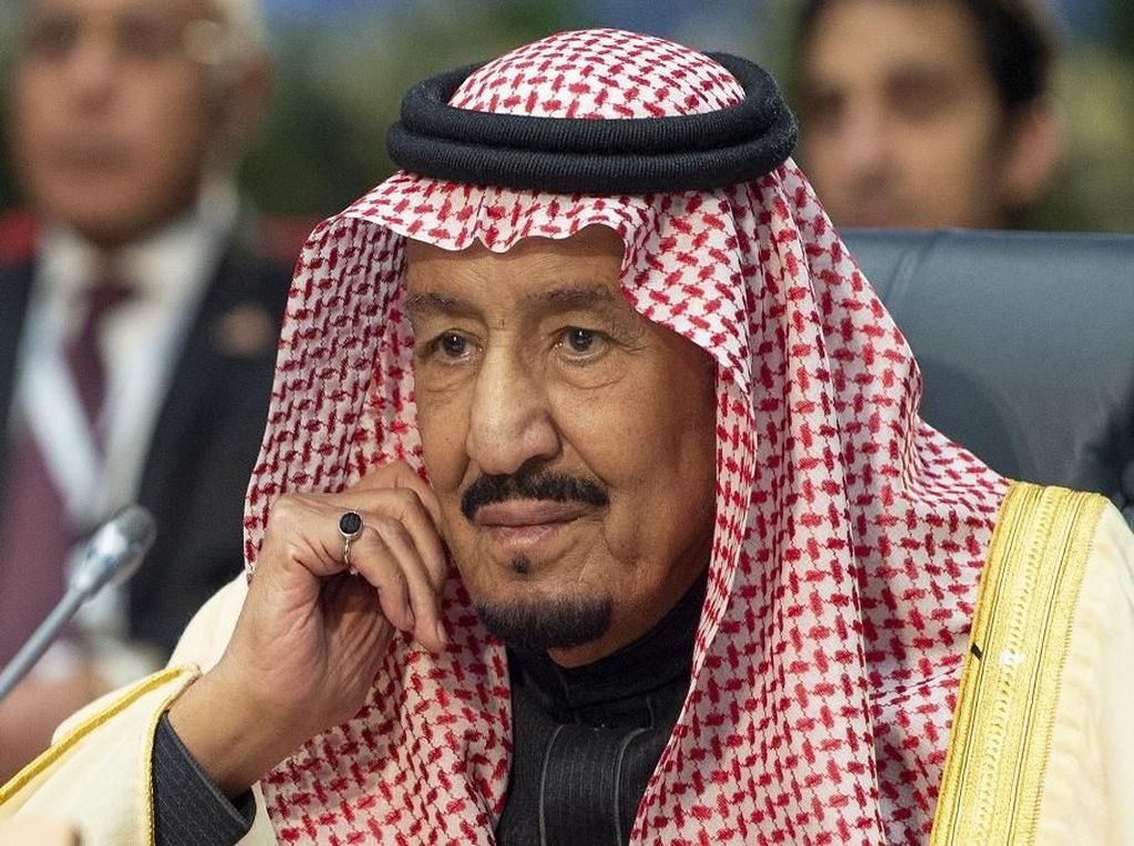 Raja Salman Dilarikan ke Rumah Sakit