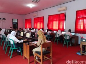 6 Doa agar Naik Kelas dan Memohon Kecerdasan, Yuk Amalkan! 6 Doa agar Naik Kelas dan Memohon Kecerdasan, Yuk Amalkan!