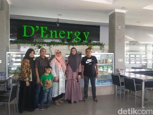 Di Banda Aceh Zaskia Sungkar Nikmati Mie Aceh Autentik dan Sanger Di Banda Aceh Zaskia Sungkar Nikmati Mie Aceh Autentik dan Sanger