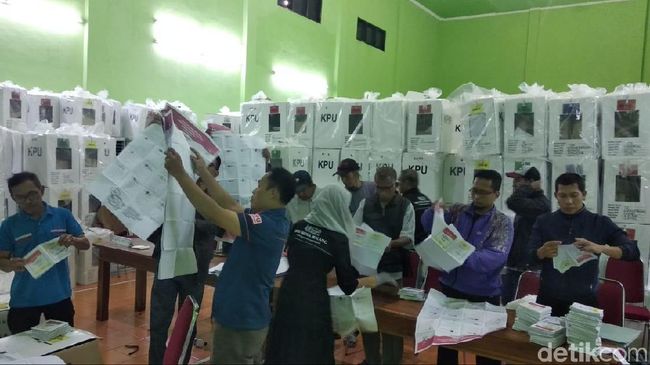 Berita Coblos Ulang 3 TPS di Malang Digelar 25 April Sabtu 24 Agustus 2019 Berita Coblos Ulang 3 TPS di Malang Digelar 25 April Sabtu 24 Agustus 2019