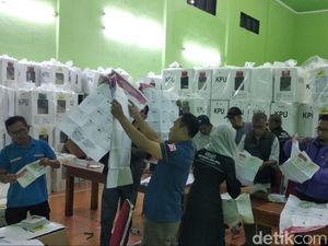 Coblos Ulang 3 TPS di Malang Digelar 25 April Coblos Ulang 3 TPS di Malang Digelar 25 April