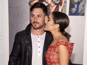 Foto Mesra Miss Universe Olivia Culpo dan Mantan Pacarnya yang Nyinyir Foto Mesra Miss Universe Olivia Culpo dan Mantan Pacarnya yang Nyinyir