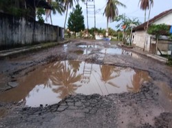 Pemprov Sumsel Targetkan Perbaikan Jalan Rusak Selesai H-5 Lebaran